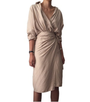 Robe Élégance Asymétrique