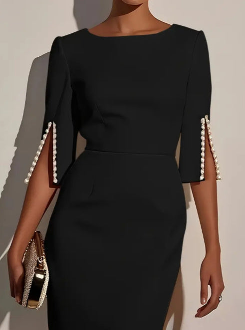 Robe Élégante avec Manches Fendues et Perles