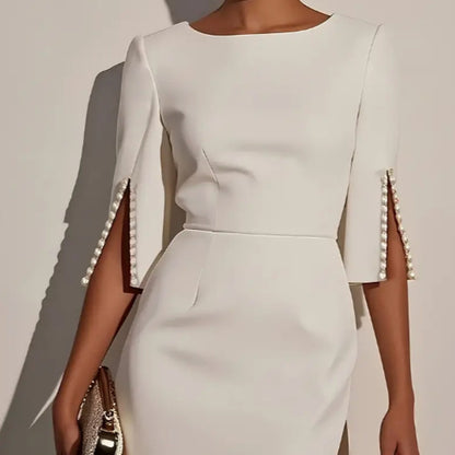 Robe Élégante avec Manches Fendues et Perles