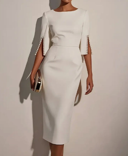 Robe Élégante avec Manches Fendues et Perles